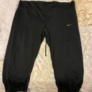 Nike leggings